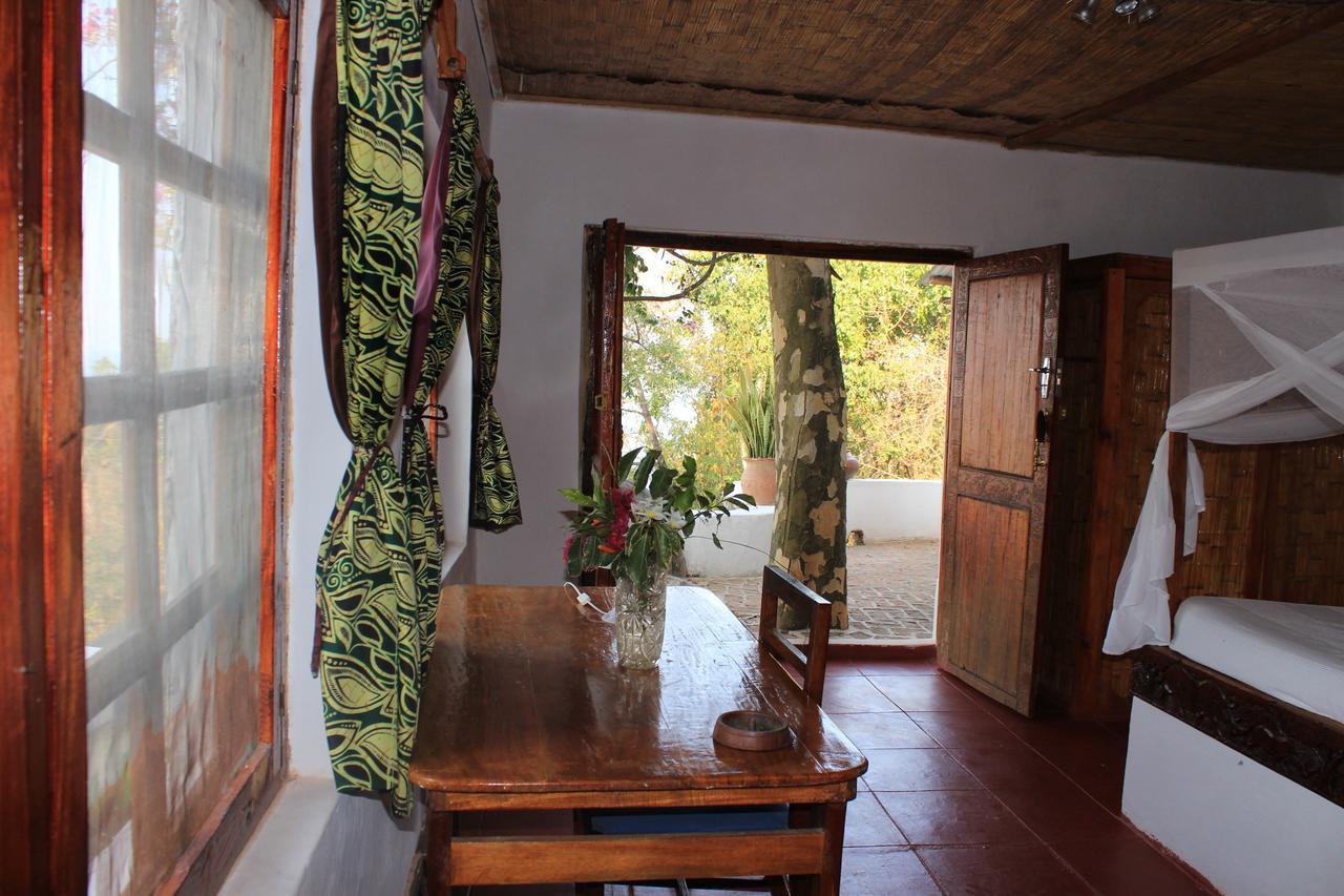 Njaya Lodge Nkhata Bay Luaran gambar