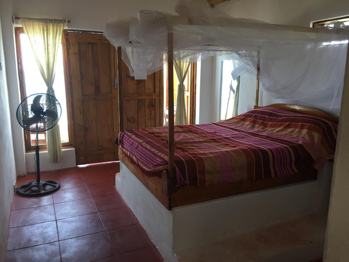Njaya Lodge Nkhata Bay Luaran gambar