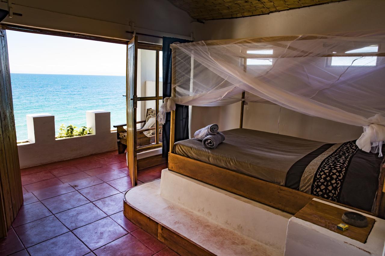 Njaya Lodge Nkhata Bay Luaran gambar