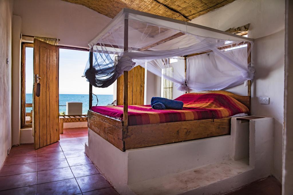 Njaya Lodge Nkhata Bay Luaran gambar